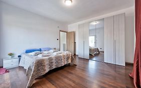 Venice H&S Apt Private Room With Ac & Tv